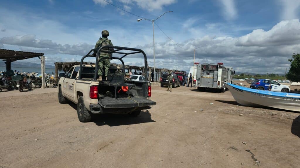 Localizan a cuerpo de hombre flotando en el Estero el Soldado 16 236