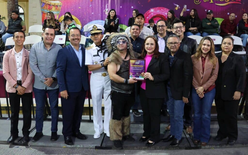 Finaliza desfile de carros alegóricos y comparsas del Carnaval Guaymas 2026 "El pueblo está de fiesta" 5 249