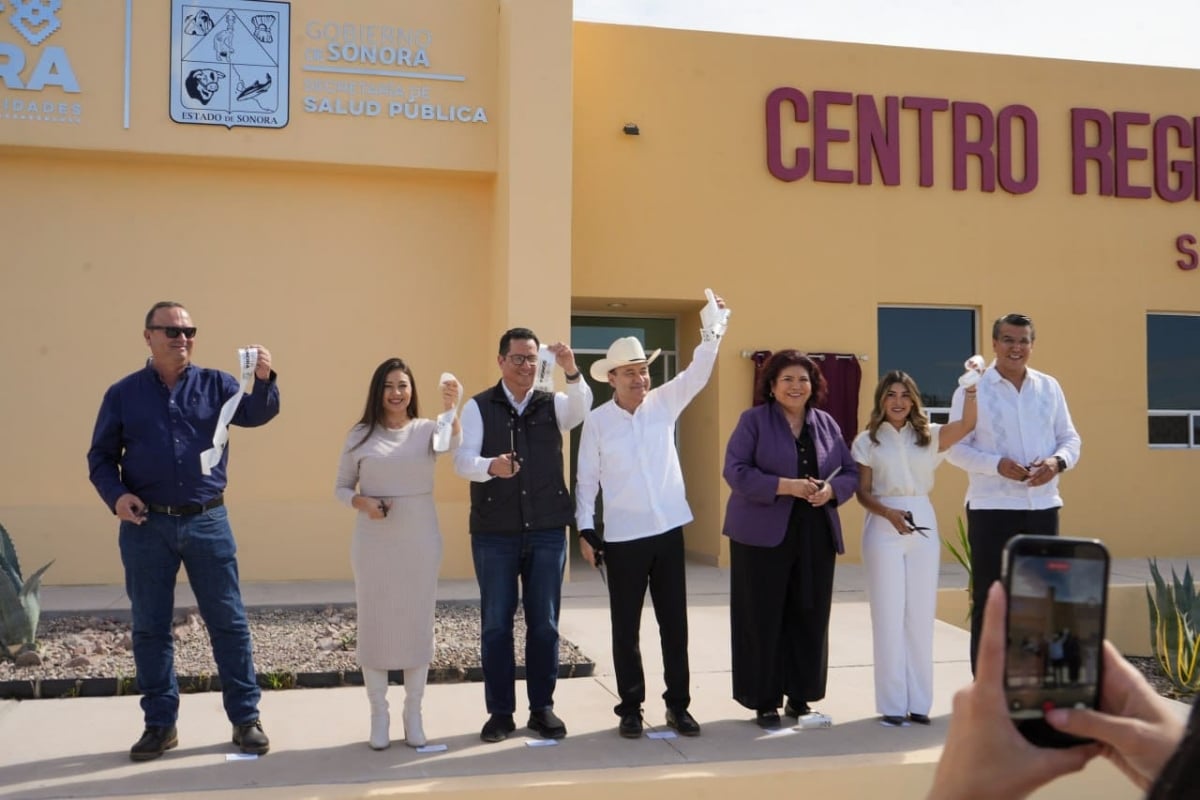 Gobernador Alfonso Durazo inaugura  Centro Regional de Vacunas en Santa Ana