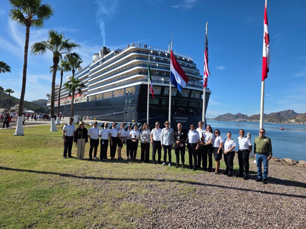 Llega crucero Zuiderdam a Guaymas 20 689