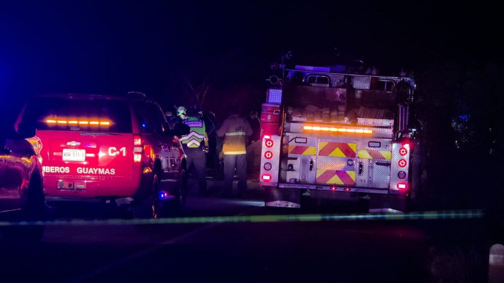 Mueren dos personas calcinadas en carretera al Delfinario 3 810