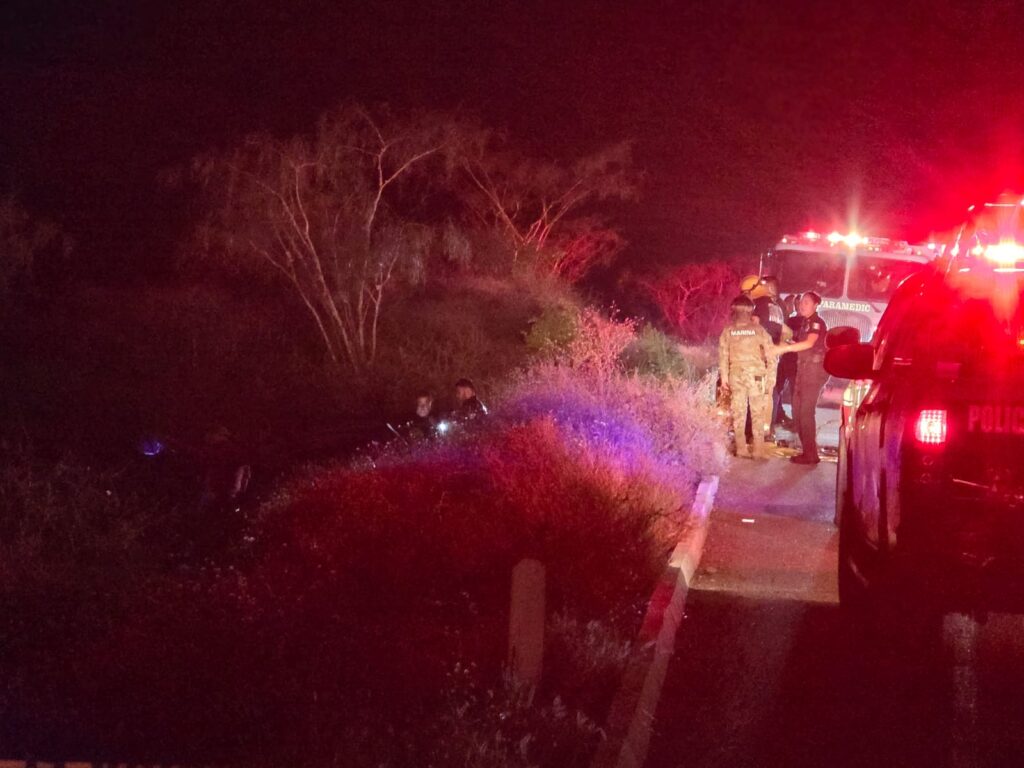 Mueren dos personas calcinadas en carretera al Delfinario 11 823