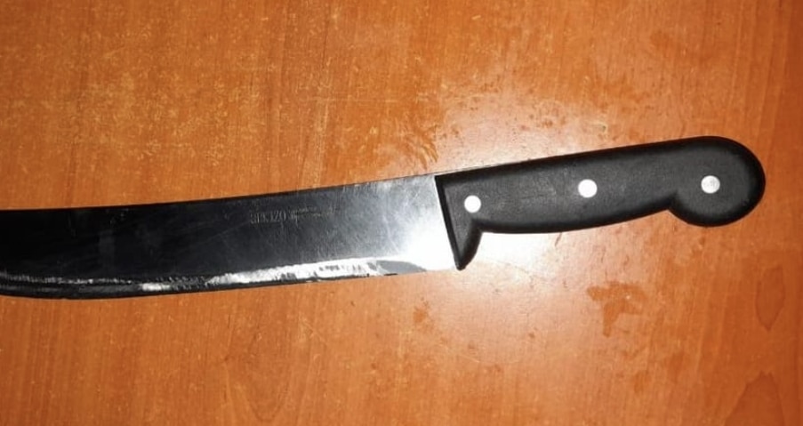 Capturan a hombre armado