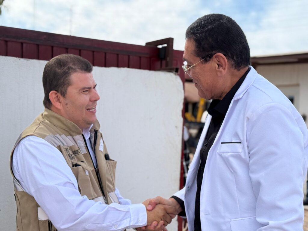 Entregan materiales para el mejoramiento de vivienda a 29 familias empalmenses 3 WhatsApp Image 2026 02 05 at 11.58.41 AM 1