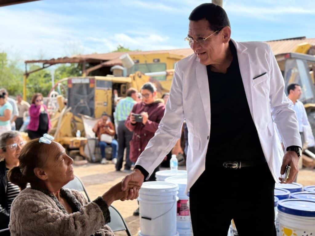 Entregan materiales para el mejoramiento de vivienda a 29 familias empalmenses 2 WhatsApp Image 2026 02 05 at 11.58.41 AM 2