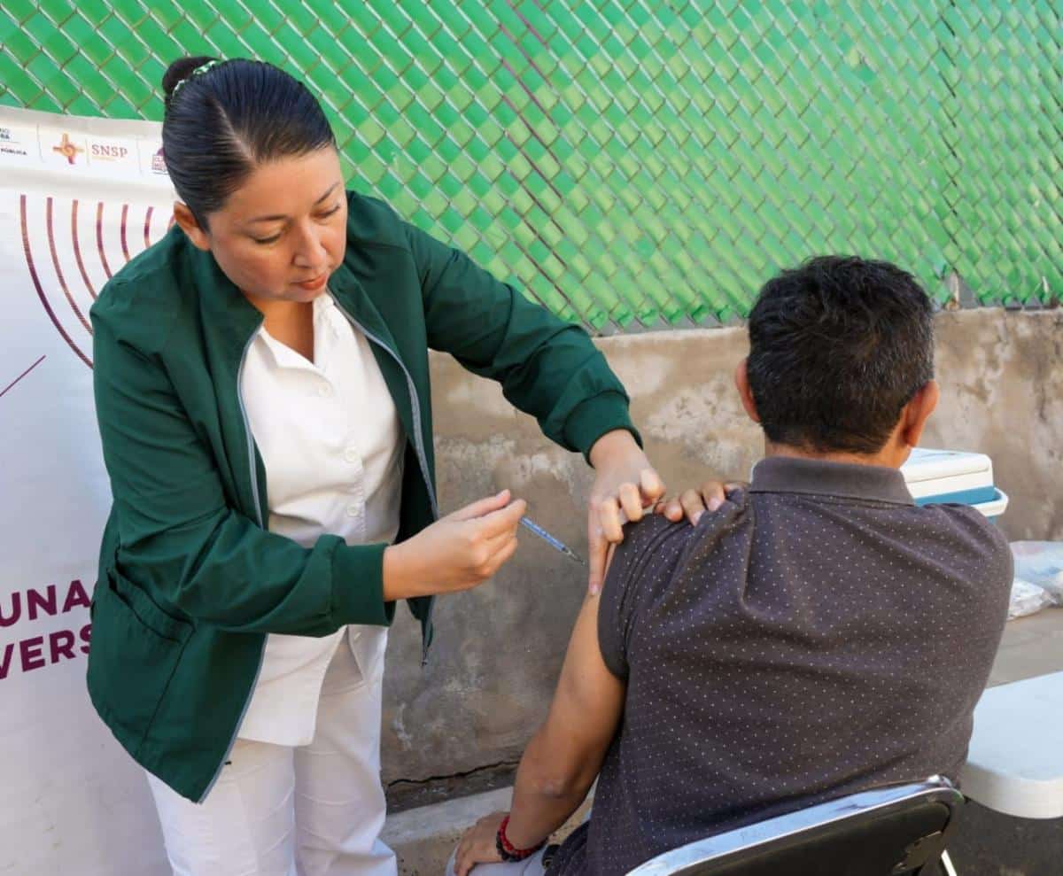 Secretaría de Salud ofrece vacunación gratuita contra influenza y sarampión en Cajeme