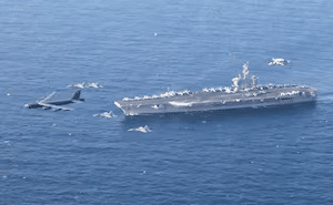 EE. UU. reubica su mayor portaaviones del Caribe al Medio Oriente en medio de tensiones con Irán 1 image 318