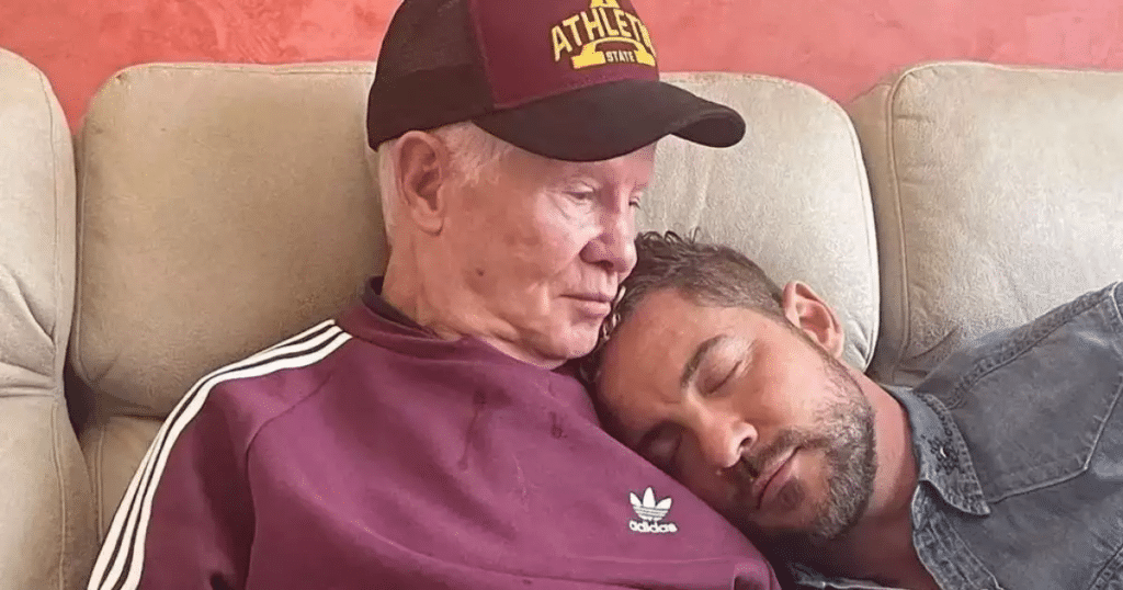 David Bisbal agradece el cariño tras la muerte de su padre 1 David Bisbal