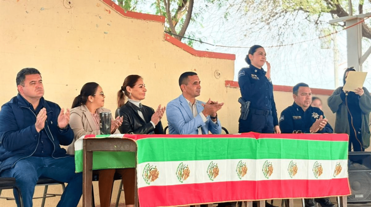 Policía Estatal y Prevención del Delito comparten acciones de seguridad en comunidades del desierto de Sonora