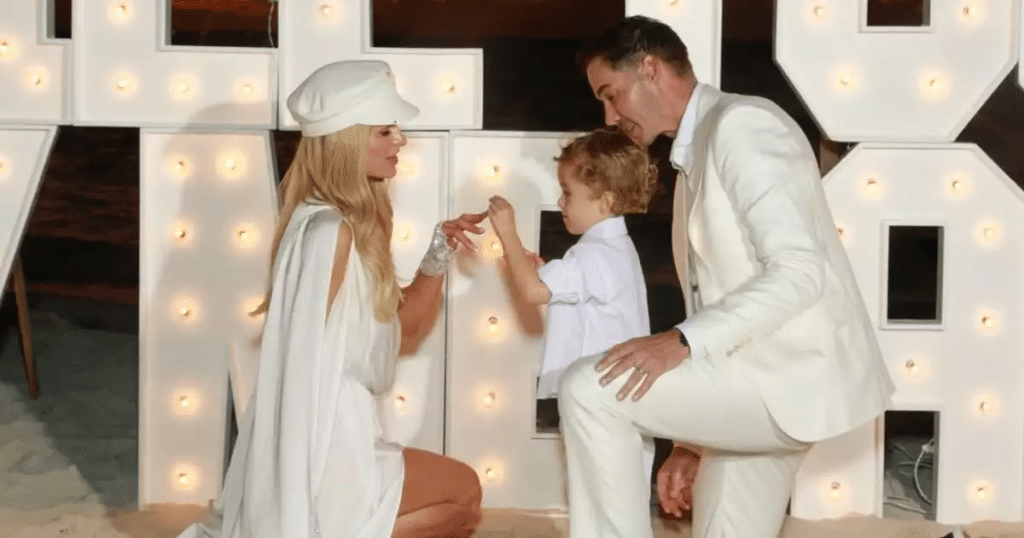 Carter Reum le pide casarse de nuevo a Paris Hilton 1 Carter