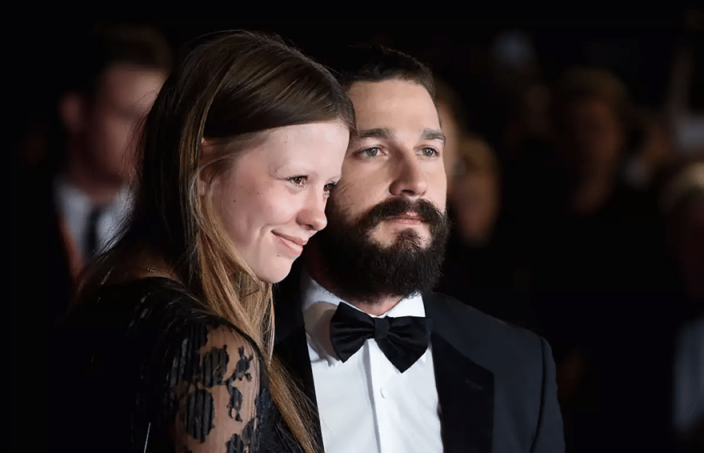 Mia Goth y Shia LaBeouf: confirman fin de su matrimonio 1 Mia Goth
