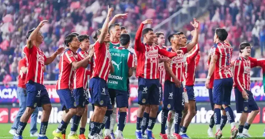 las chivas se consolidan en la cima mientras pumas 860x452 1