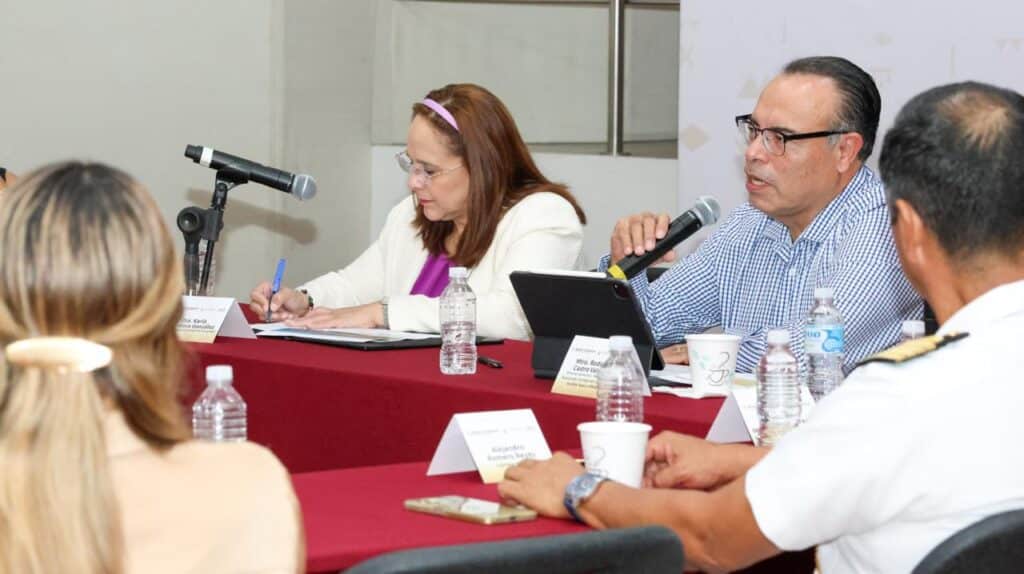 Integran Comité de Playas Limpias 3 385 2