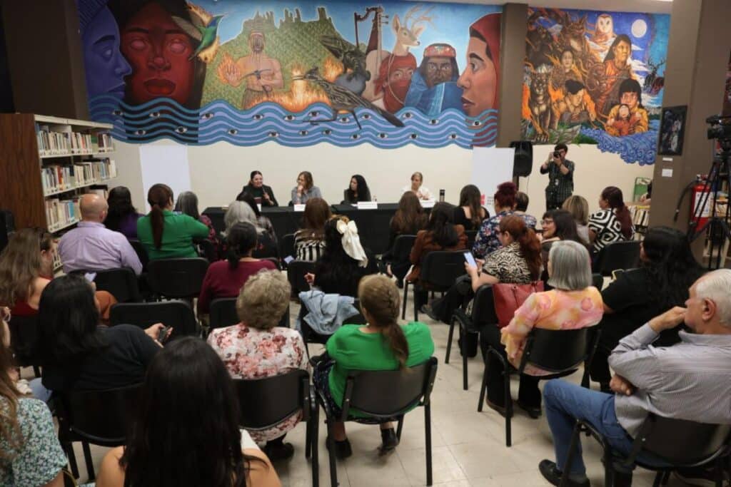 Recibe Gobierno de Sonora donación de acervo bibliográfico: ISC 1 454