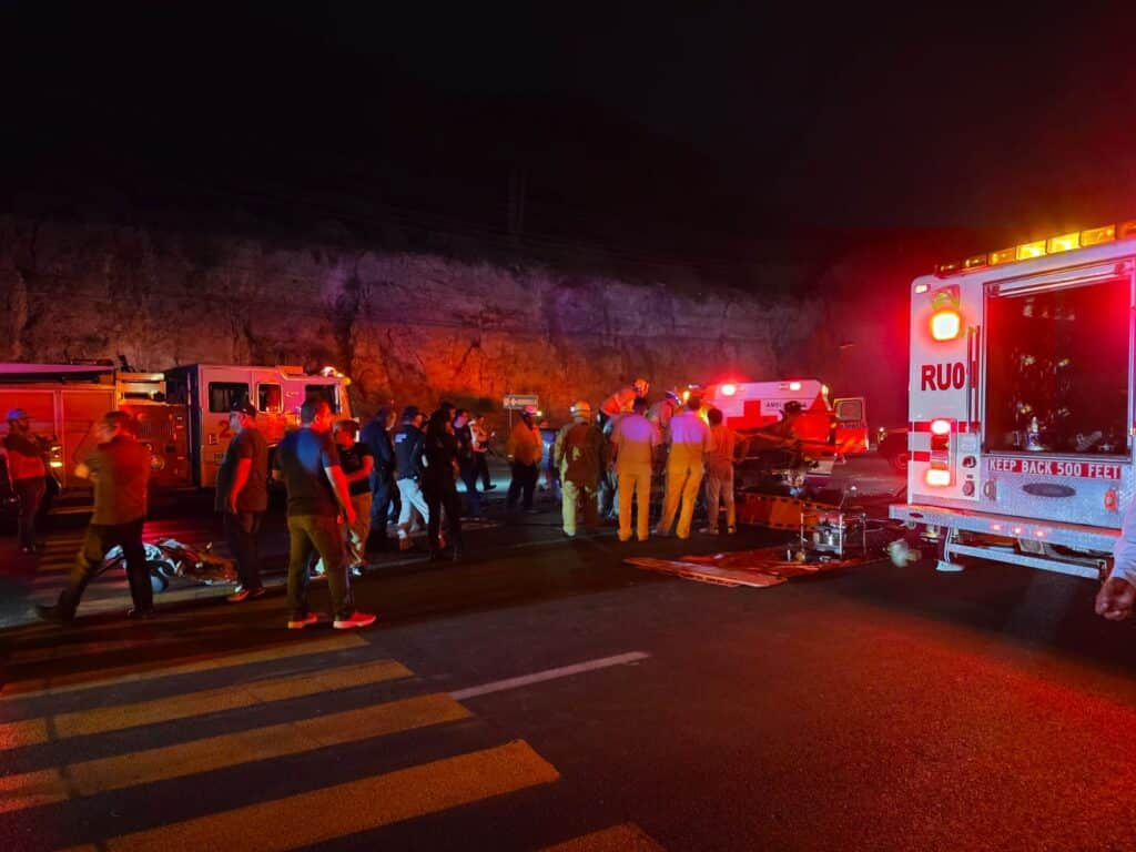 Fallece mujer en “encontronazo”; hay seis personas lesionadas 7 465 1