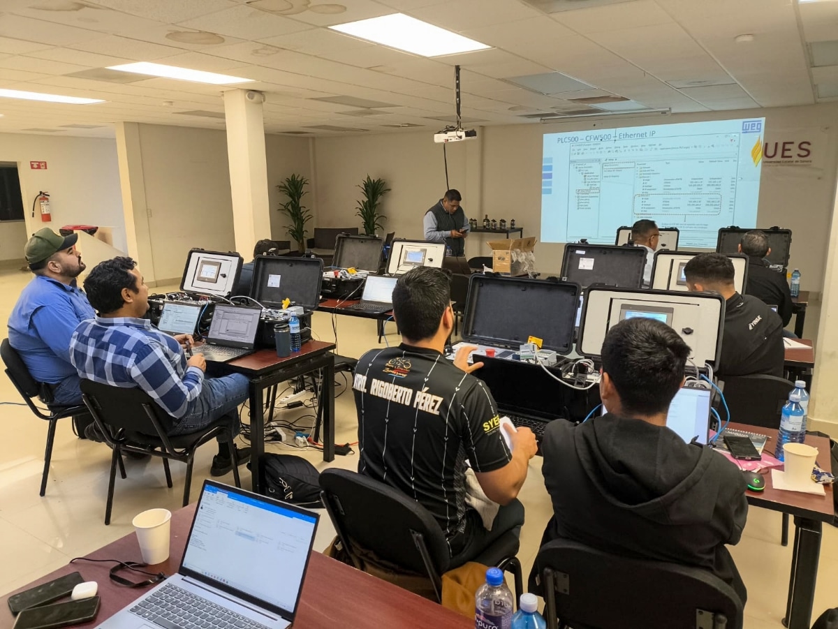 Gobierno de Sonora fortalece vinculación con la industria mediante capacitación en automatización industrial: UES
