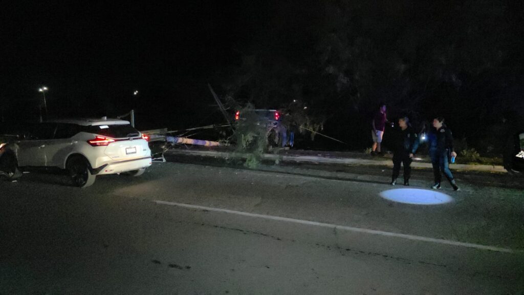 Derriba pick up poste de CFE 1 66