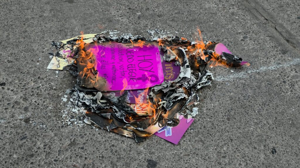 En Guaymas se conmemora con marcha el 8M 4 82