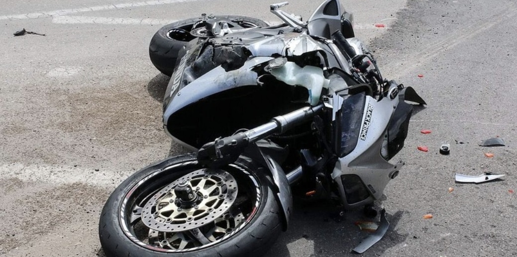 Jornalero embiste a compañero