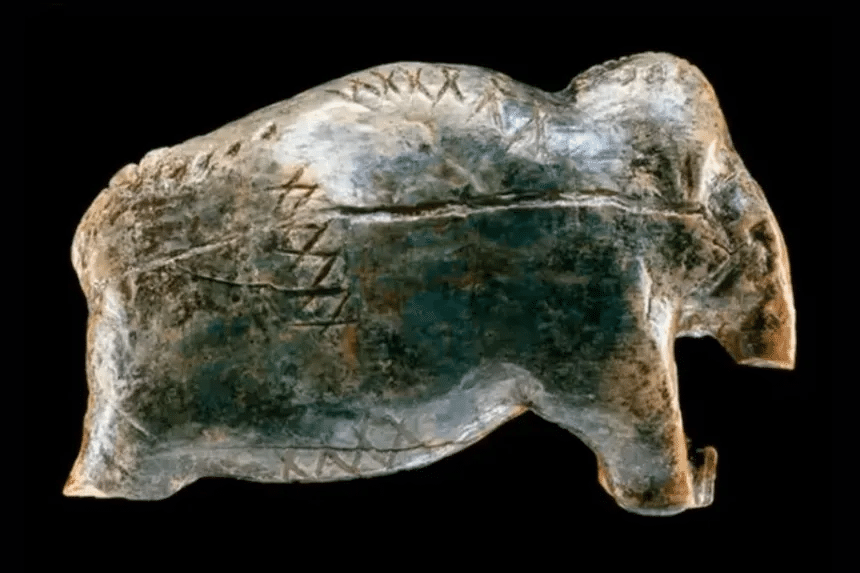 Descubren símbolos de hace 40 mil años que podrían ser el antecedente más antiguo de la escritura humana 1 image 1042