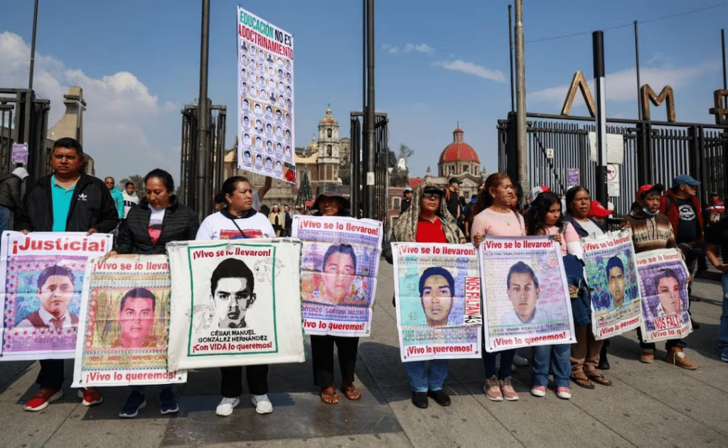 Vinculan a proceso a exsubprocuradora de Guerrero por caso Ayotzinapa 1 image 1135