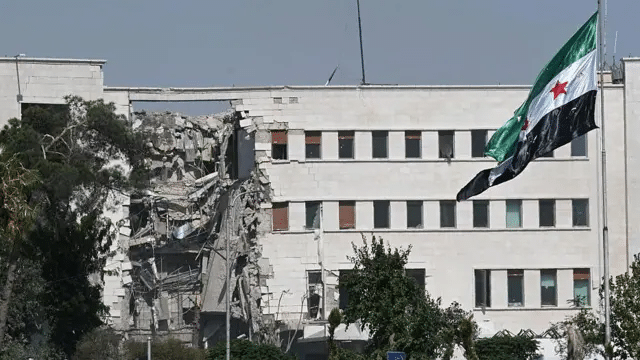 Israel bombardea instalaciones del gobierno sirio tras ataques en Sweida 1 image 1189