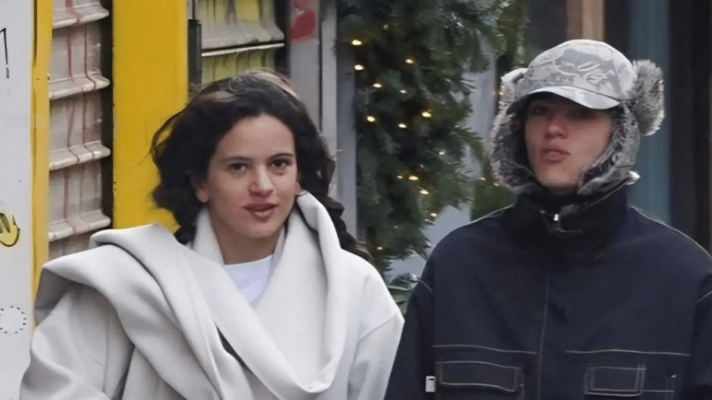 Rosalía dedica canción a Loli en París 1 Rosalía