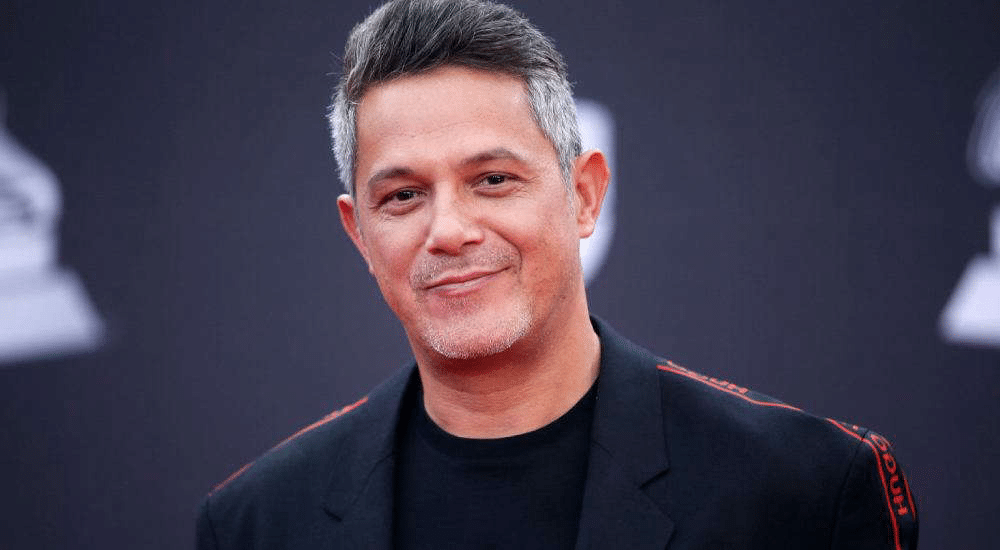 Alejandro Sanz oficializa amor por Stephanie Cayo 1 Sanz