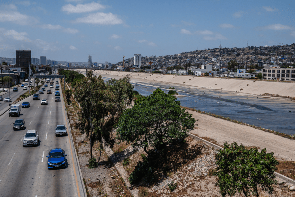 México y EE.UU. refuerzan control sanitario en río Tijuana 2 image 1739