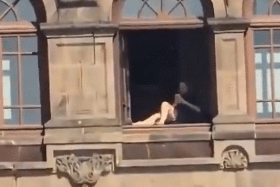 Sheinbaum confirma sanción a mujer captada en ventana de Palacio Nacional 1 image 1781