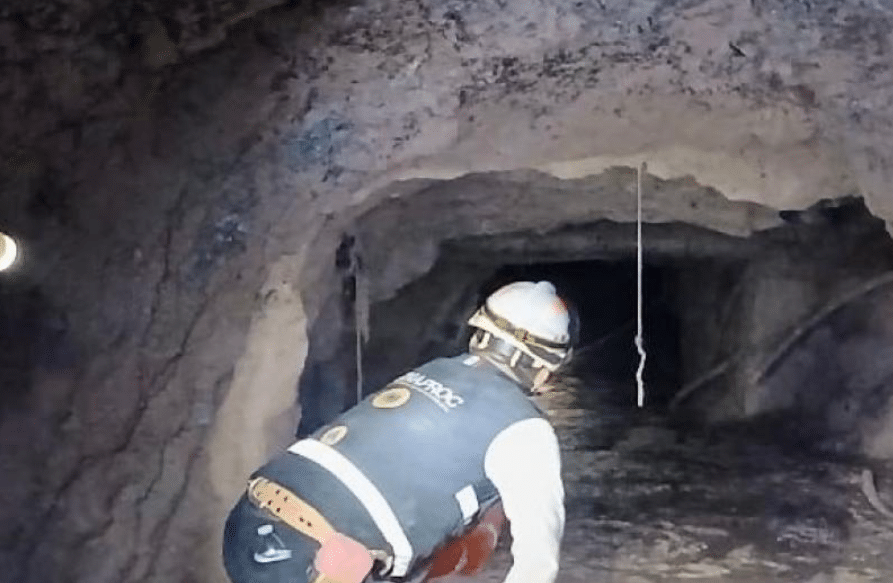 “Estuve guardando la calma”: rescatan con vida a primer minero atrapado en Sinaloa 1 image 1935