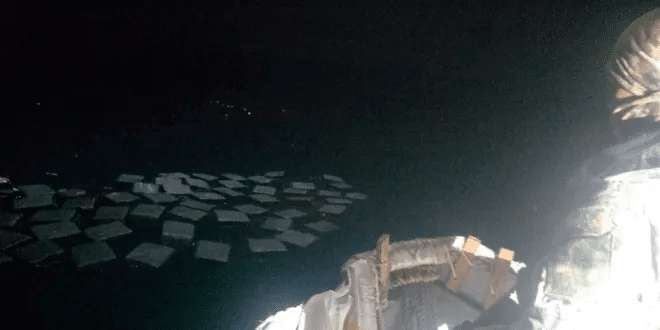 Aseguran 2 toneladas de cocaína frente a las costas de Acapulco 1 image 364