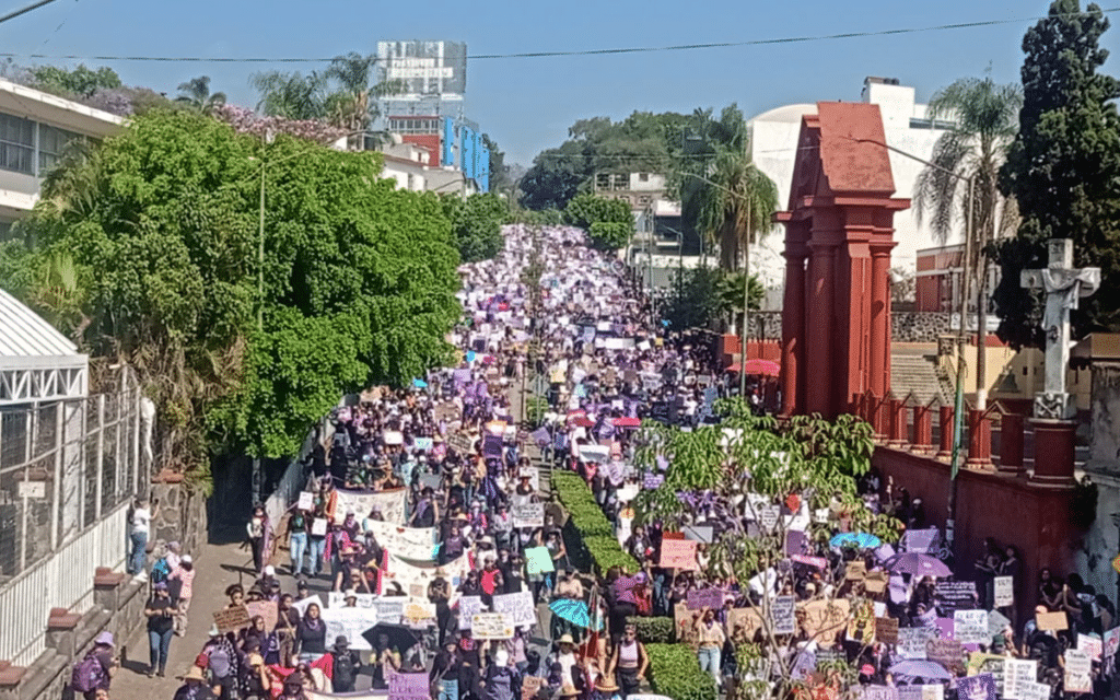 Marcha del 8M en Cuernavaca se convierte en clamor por Kimberly y Karol 1 image 396