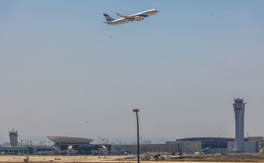 Israel ofrece transporte a turistas para salir del país 1 image 62