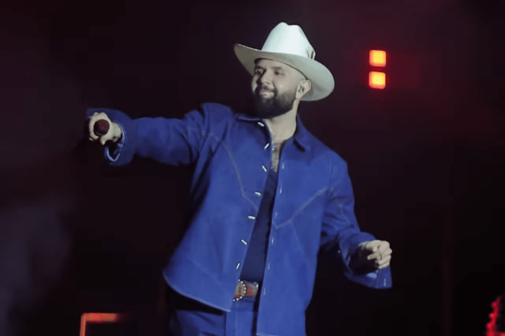 Carín León hace historia en el cierre de La Cura Fest 1 Carín León