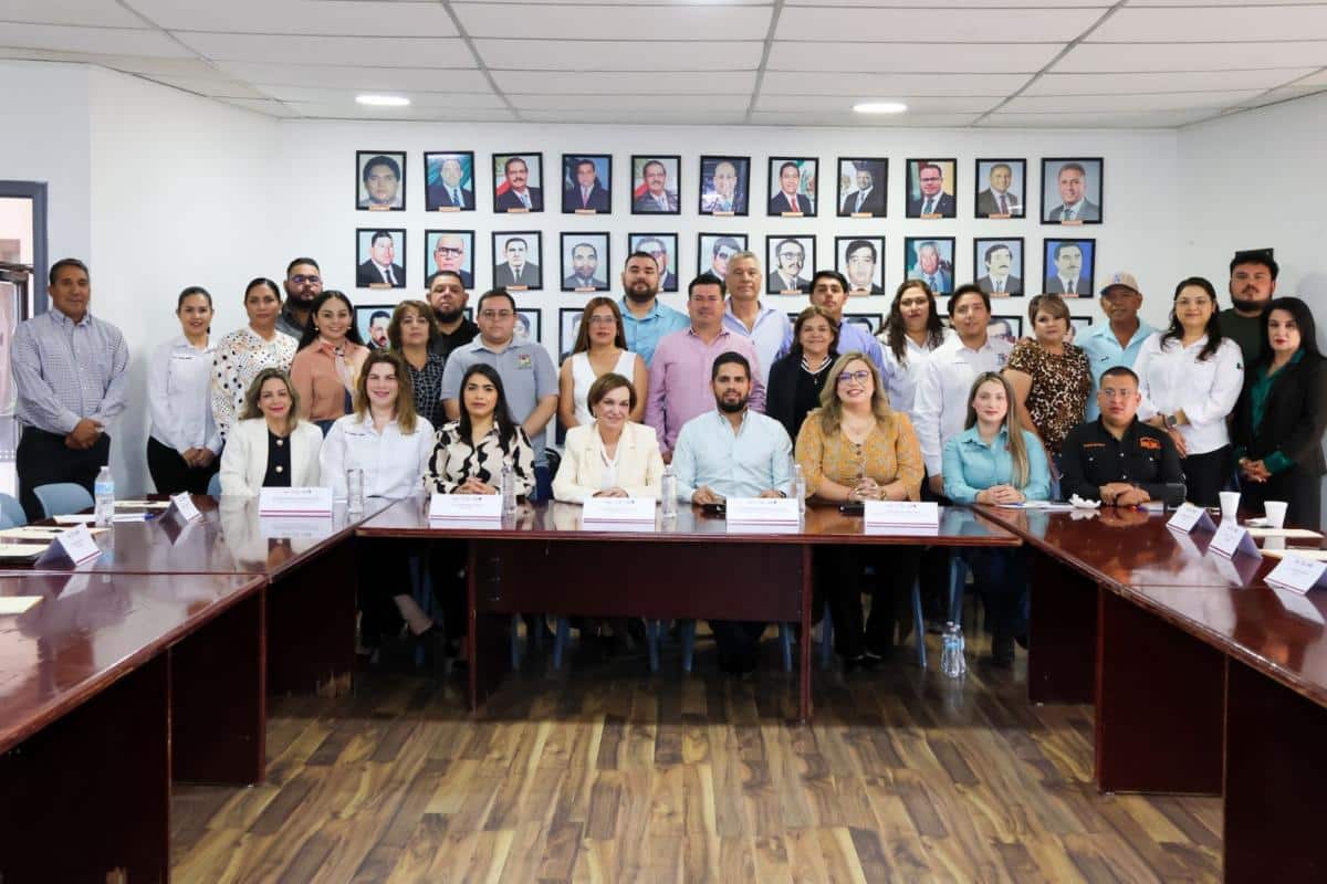 Secretaría Anticorrupción y Buen Gobierno impulsa transparencia y espacios seguros en Cananea y Agua Prieta