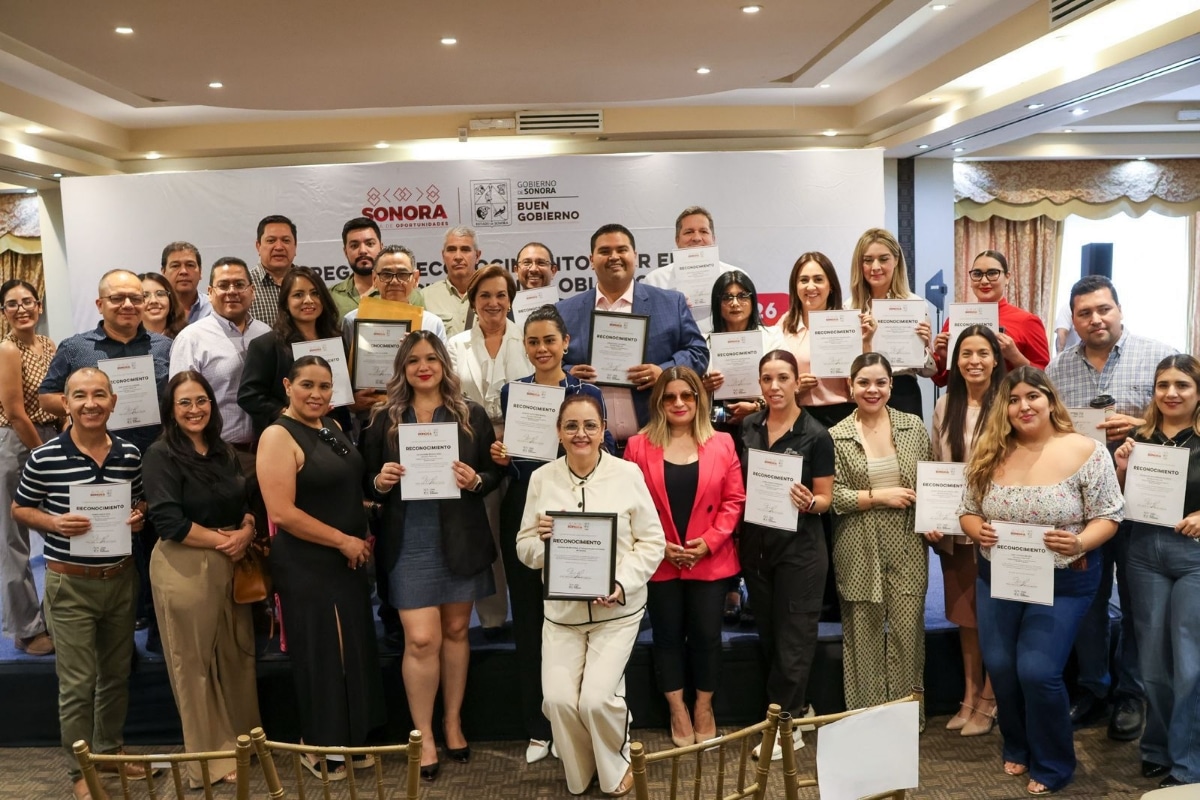 Secretaría Anticorrupción y Buen Gobierno reconoce cumplimiento anticipado en declaración patrimonial de servidores públicos