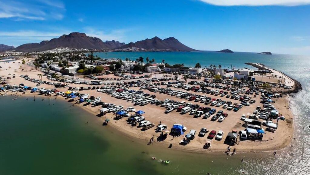 Se registra gran afluencia de visitantes en San Carlos y Miramar 3 105