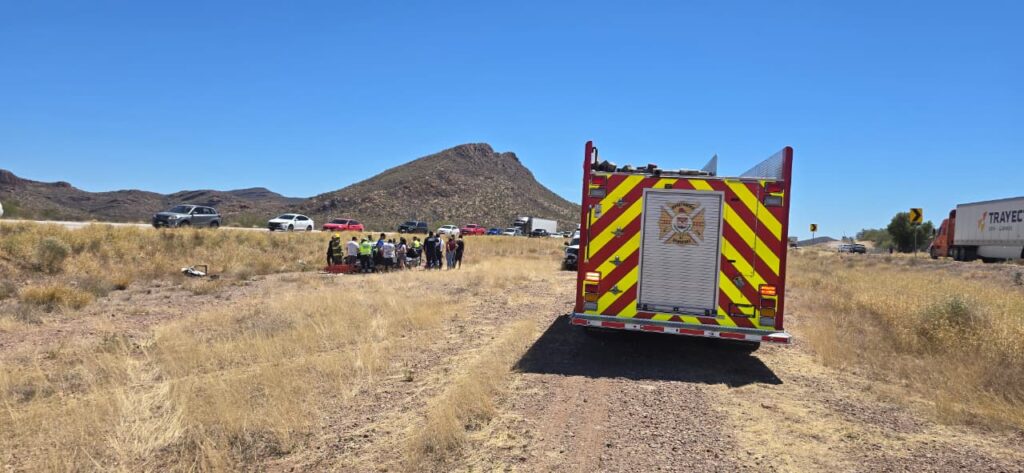 Dos mujeres lesionadas en volcamiento 2 120