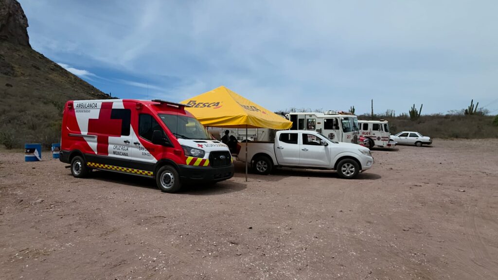 Rescatan a turista del cerro Tetakawi 8 150