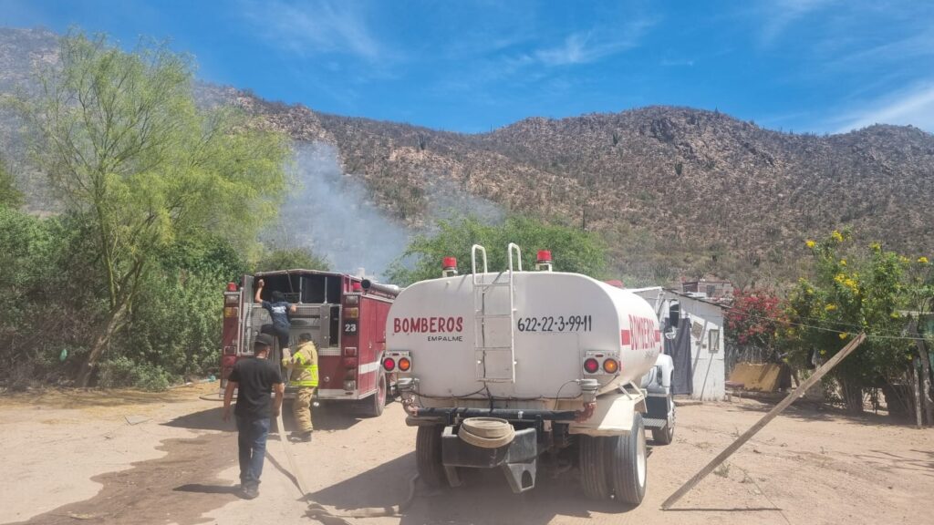 Incendio intencional destruye vivienda 5 157
