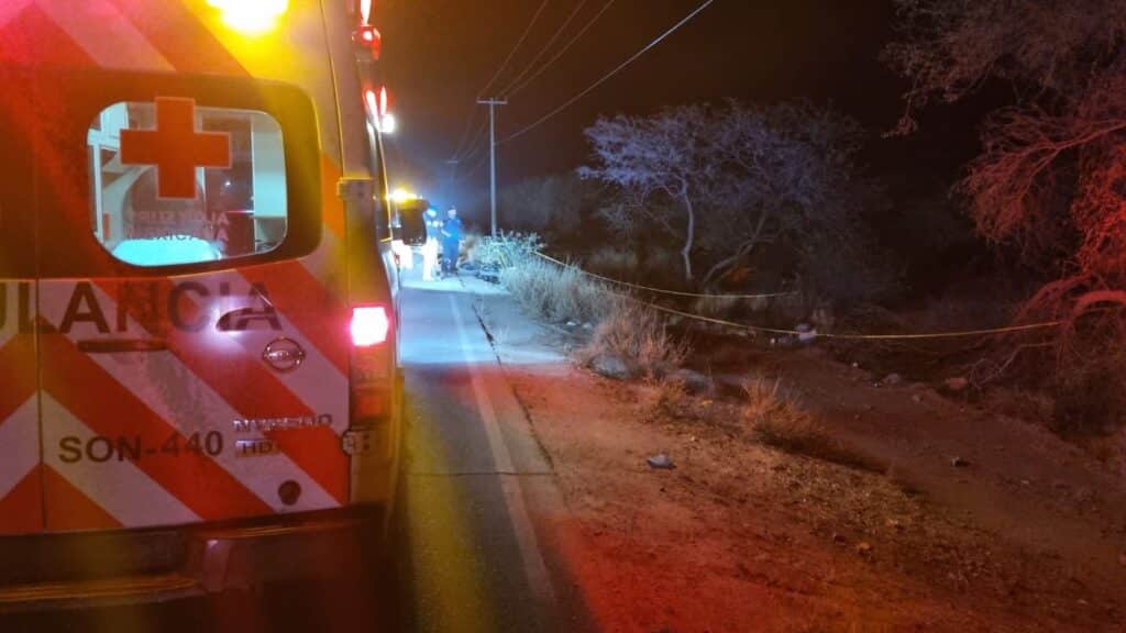 Mueren tres hombres en choque 1 200