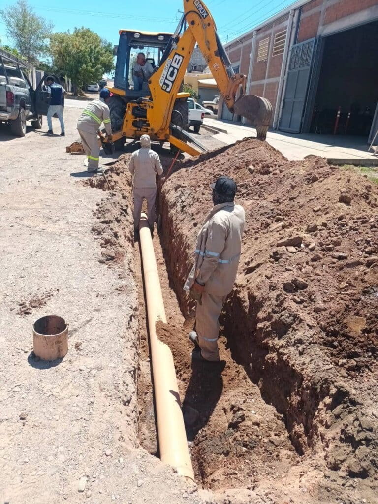 Reparará CEA fugas de agua potable en diversas colonias de Guaymas 4 346
