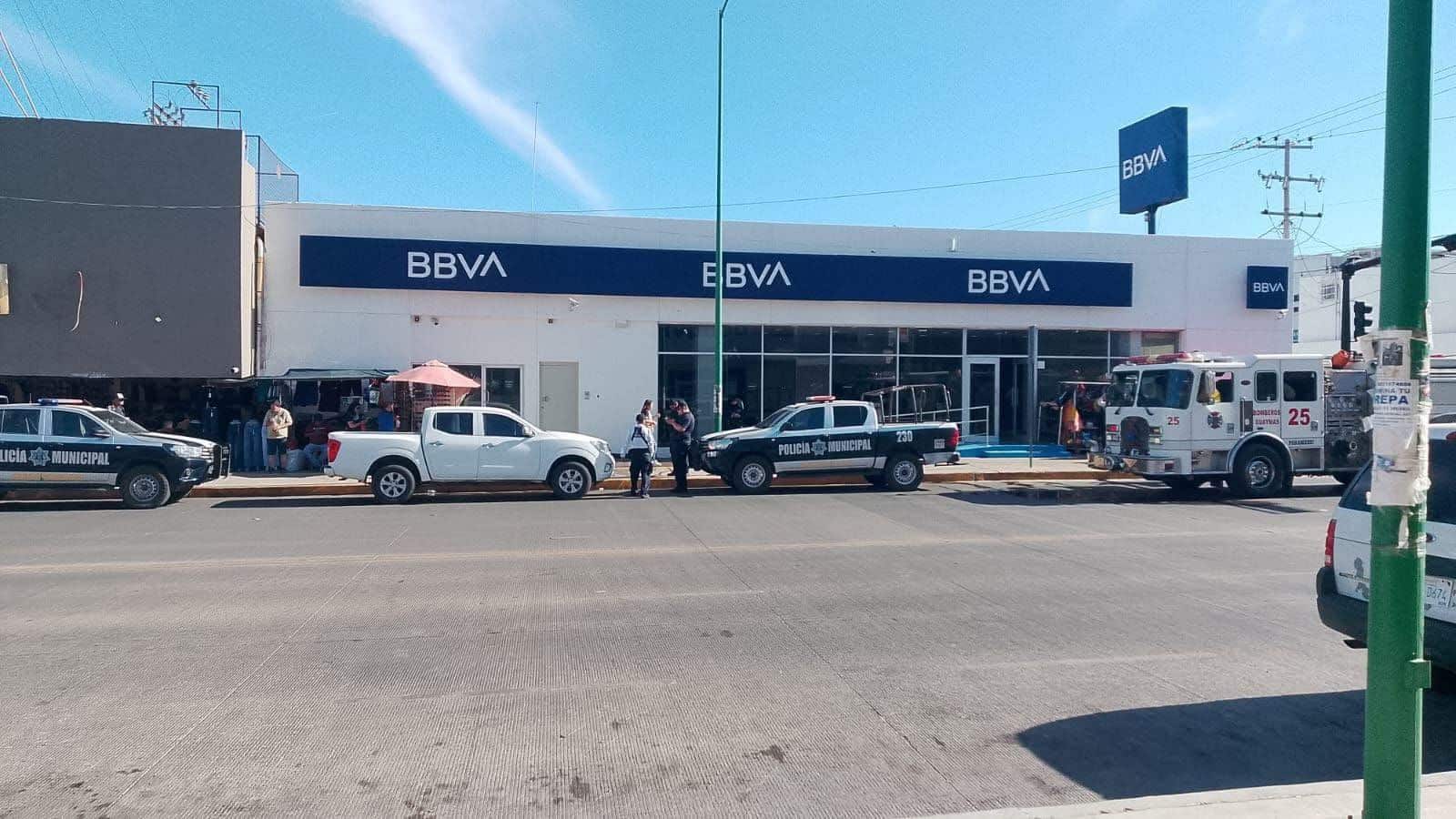 Provoca indigente conato de incendio en sucursal bancaria