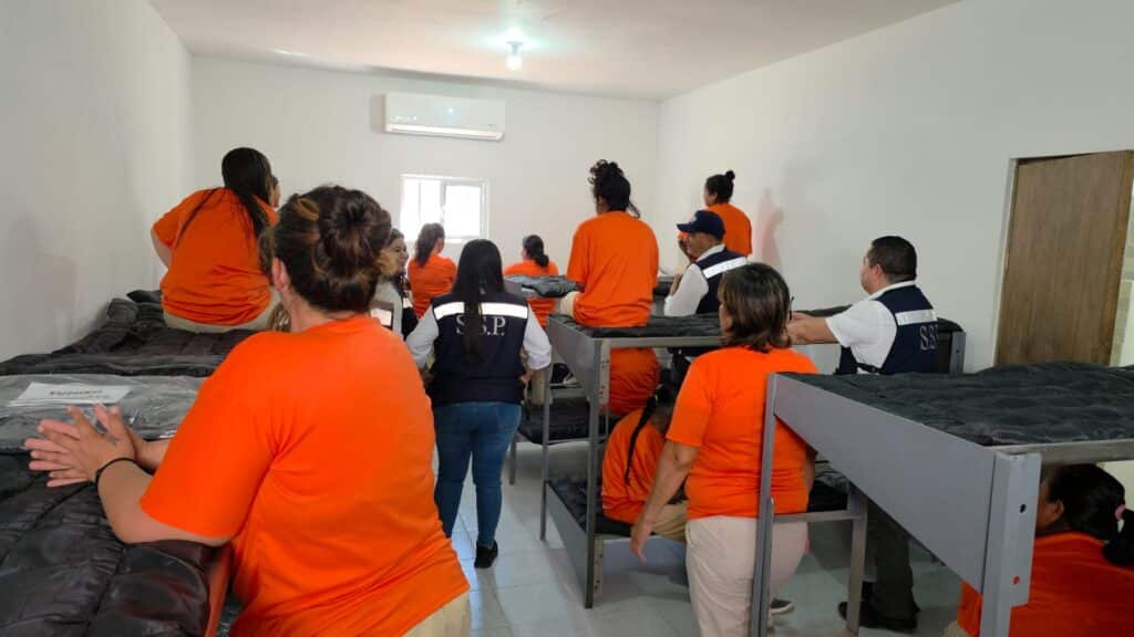 Amplían área femenil del Cereso de Guaymas 3 392 2