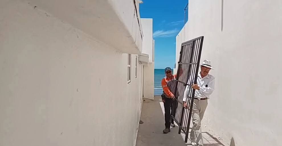 Evita Ayuntamiento instalación de rejas en playa Miramar 3 403