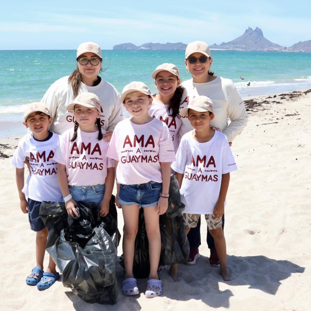 Alcaldesa Karla Córdova da la bienvenida a visitantes 3 46