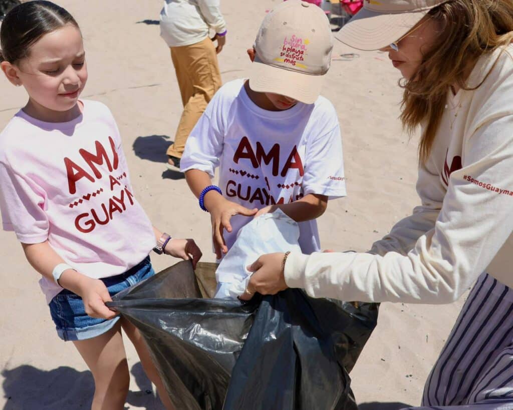 Alcaldesa Karla Córdova da la bienvenida a visitantes 5 48