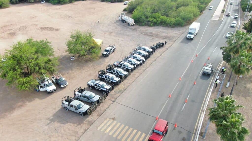 Arriban turistas a playas locales 9 64