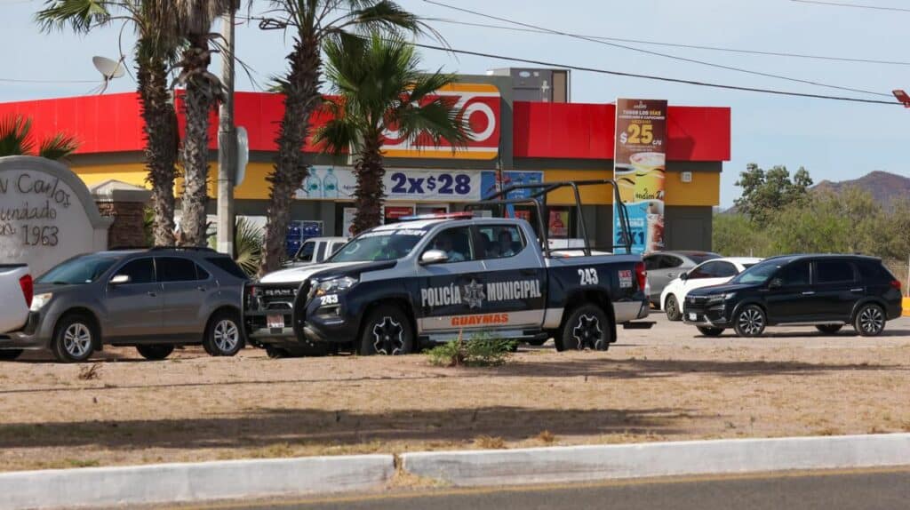 Arriban turistas a playas locales 15 70